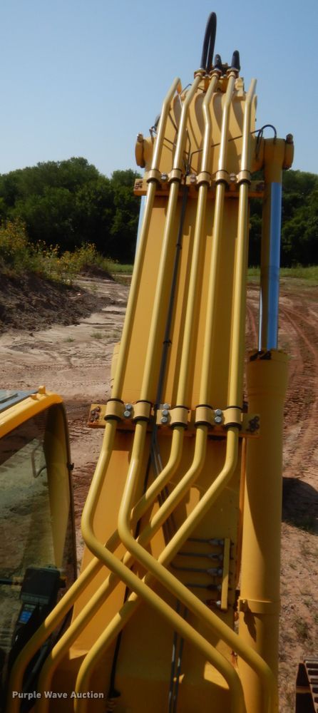 image for item HW9327 2013 Komatsu PC490LC-10  excavator