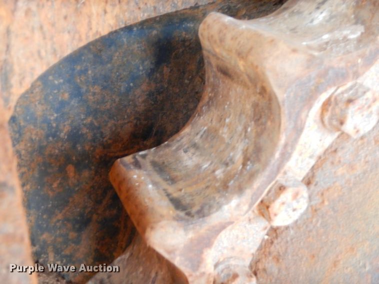 image for item HW9327 2013 Komatsu PC490LC-10  excavator