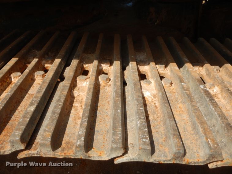 image for item HW9327 2013 Komatsu PC490LC-10  excavator