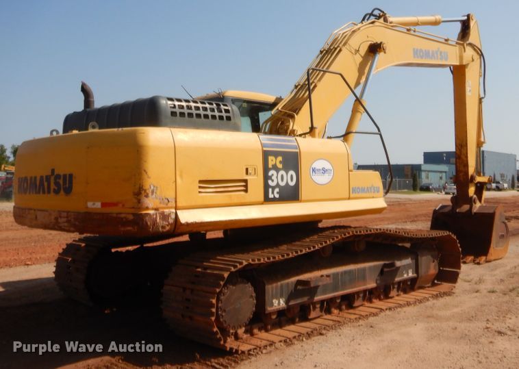 image for item HW9328 2006 Komatsu PC300LC-7EO  excavator
