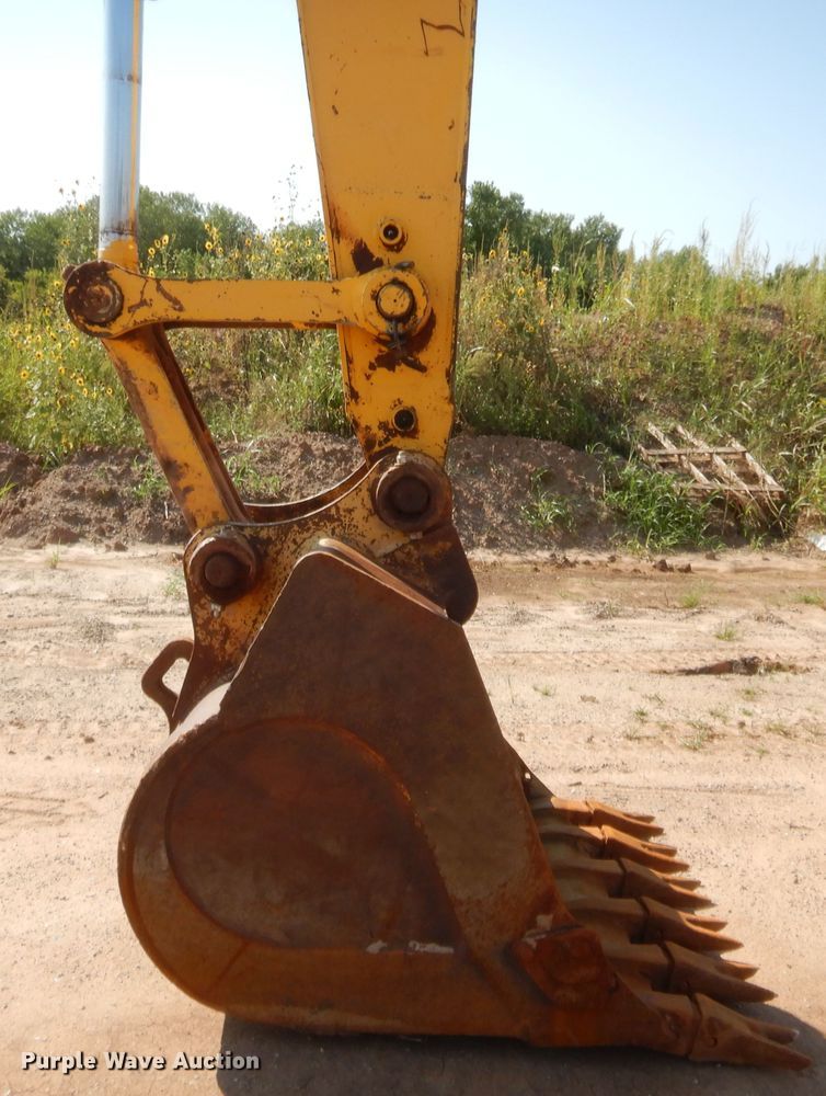 image for item HW9328 2006 Komatsu PC300LC-7EO  excavator