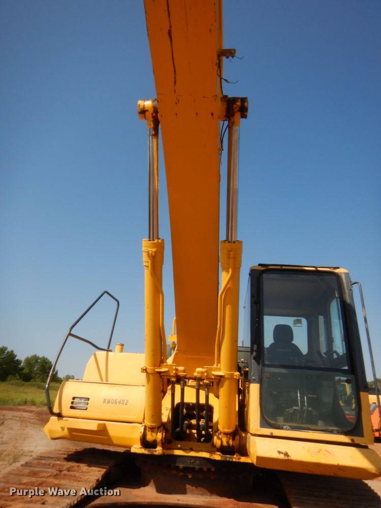 image for item HW9328 2006 Komatsu PC300LC-7EO  excavator