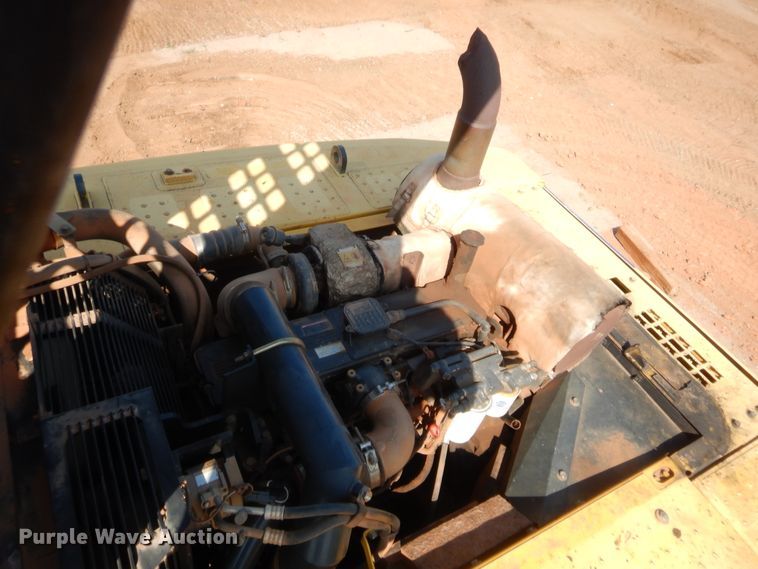 image for item HW9328 2006 Komatsu PC300LC-7EO  excavator