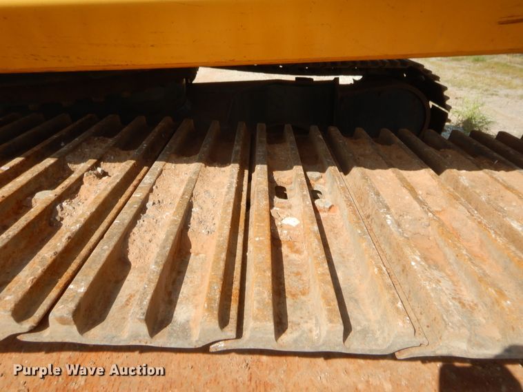 image for item HW9329 2011 Komatsu PC270LC-8  excavator