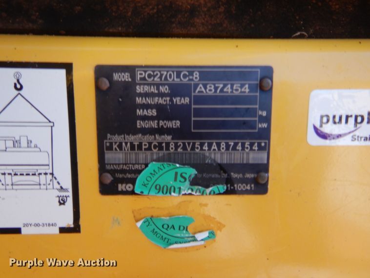 image for item HW9329 2011 Komatsu PC270LC-8  excavator