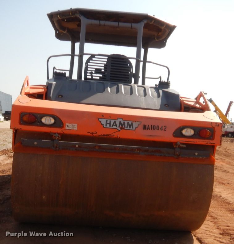image for item HW9330 2010 Hamm HD140VO  vibratory double drum roller