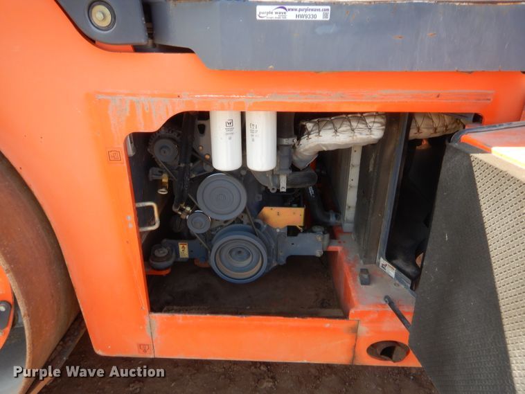 image for item HW9330 2010 Hamm HD140VO  vibratory double drum roller