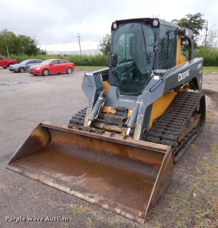 image for item HW9331 2015 John Deere 333E  tracked skid steer loader