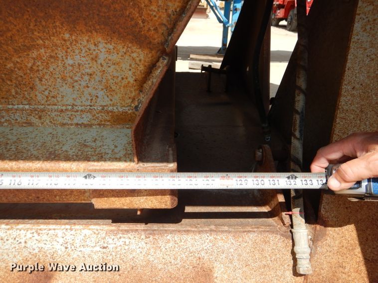 image for item DI0776 1991 Clement 540-0-39 bottom dump trailer