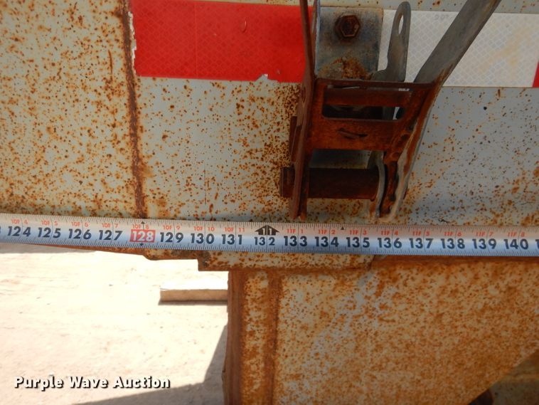 image for item DI0776 1991 Clement 540-0-39 bottom dump trailer