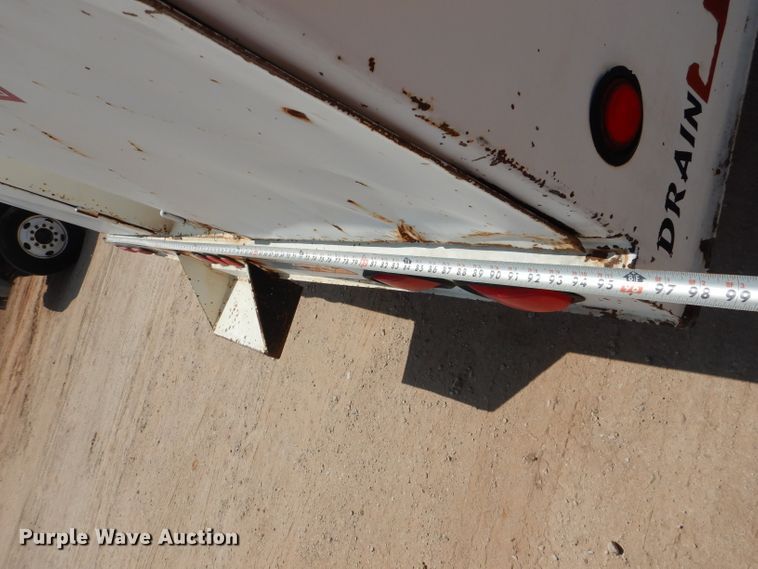 image for item DI0777 2002 Kenworth T300  service truck