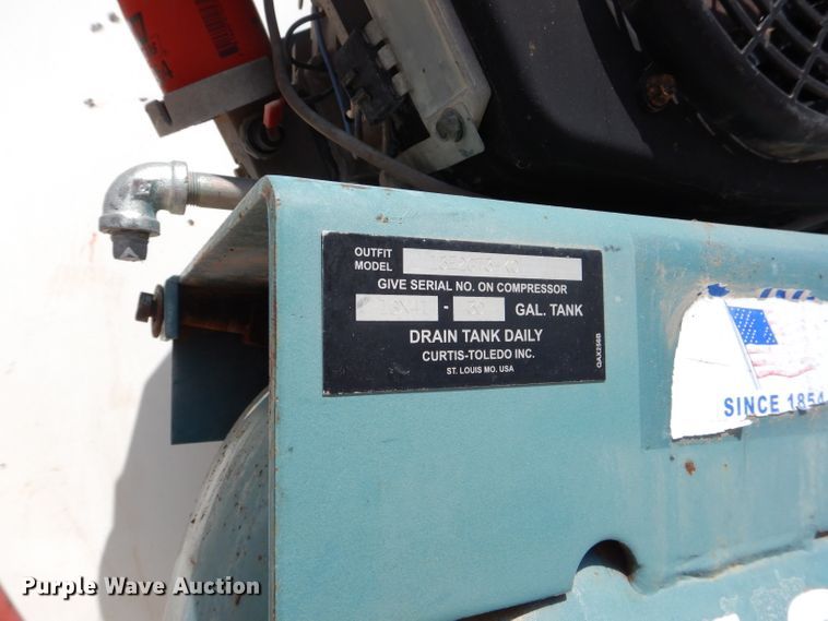 image for item DI0777 2002 Kenworth T300  service truck