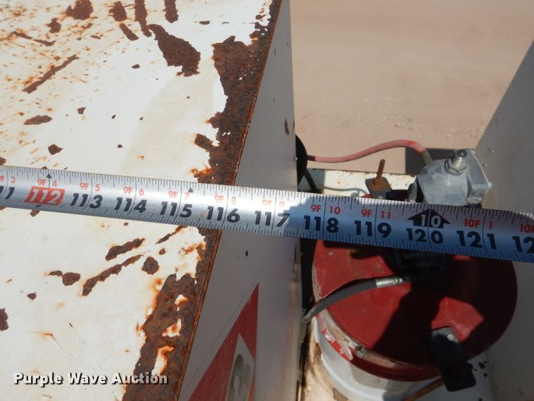 image for item DI0777 2002 Kenworth T300  service truck