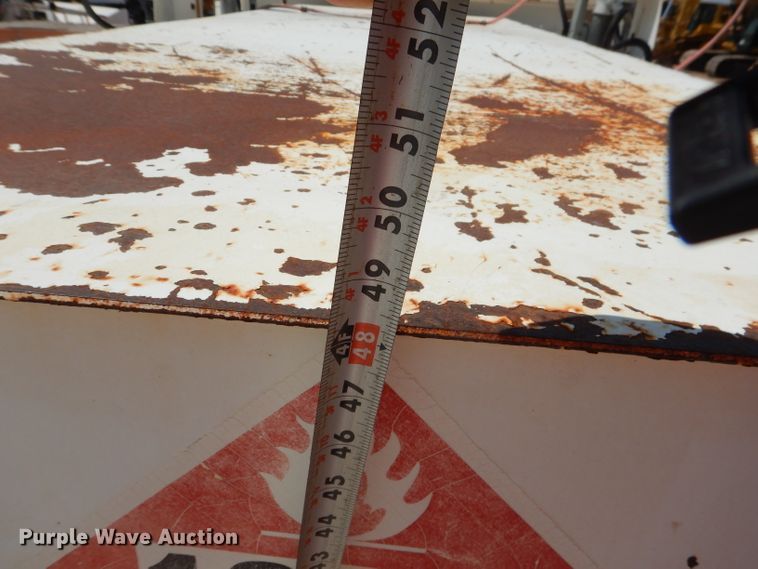 image for item DI0777 2002 Kenworth T300  service truck