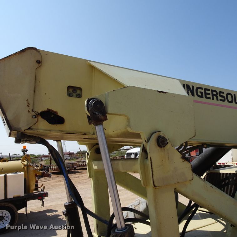 image for item DI0778 Ingersoll Rand  VR-843 telehandler