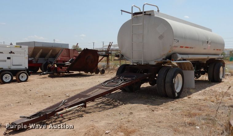 image for item DJ1023 1982 Timpte Beall 121-C tank trailer