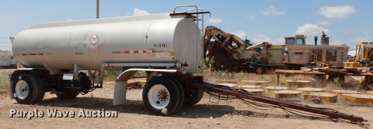 image for item DJ1023 1982 Timpte Beall 121-C tank trailer