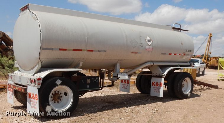 image for item DJ1023 1982 Timpte Beall 121-C tank trailer