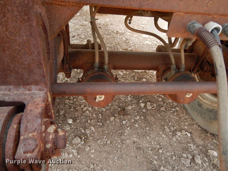 image for item DJ1023 1982 Timpte Beall 121-C tank trailer