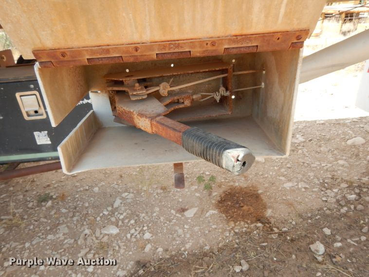 image for item DJ1023 1982 Timpte Beall 121-C tank trailer