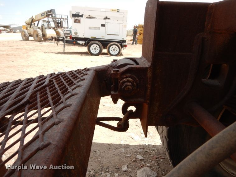 image for item DJ1023 1982 Timpte Beall 121-C tank trailer