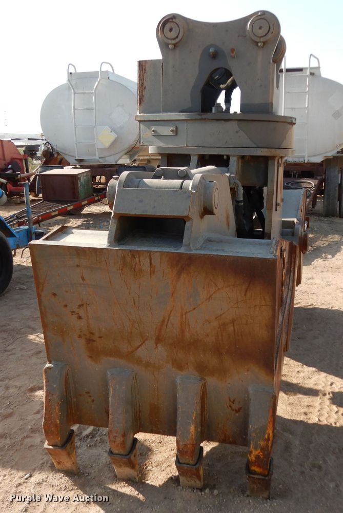 image for item DJ1024 PSM V0EC360B 36"W clamshell bucket