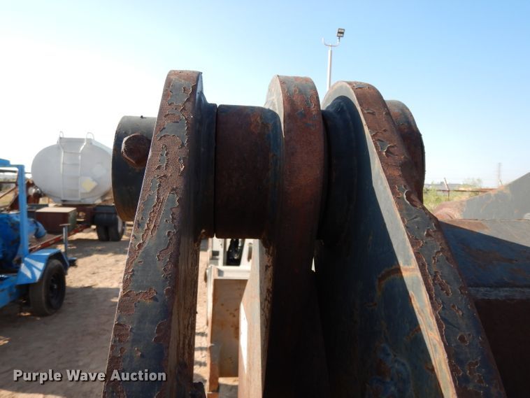 image for item DJ1025 Badger 62"W grapple bucket