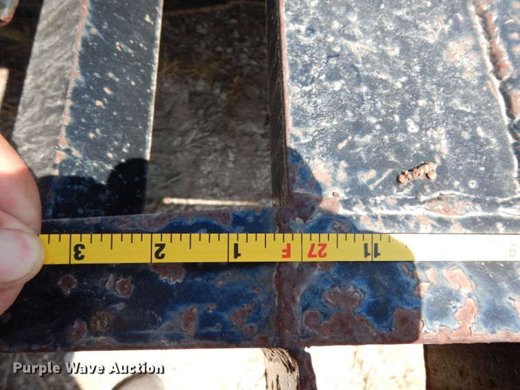 image for item DJ1027 2009 Neckover equipment trailer