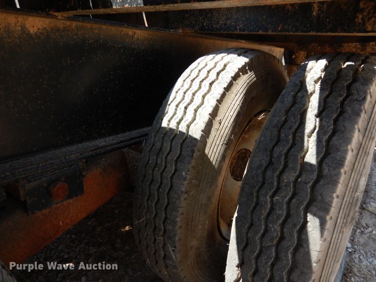 image for item DJ1027 2009 Neckover equipment trailer