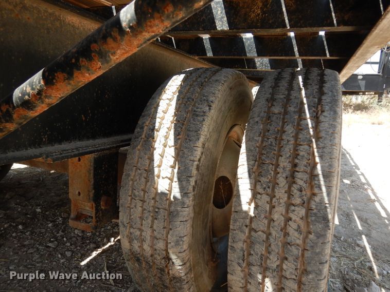 image for item DJ1027 2009 Neckover equipment trailer