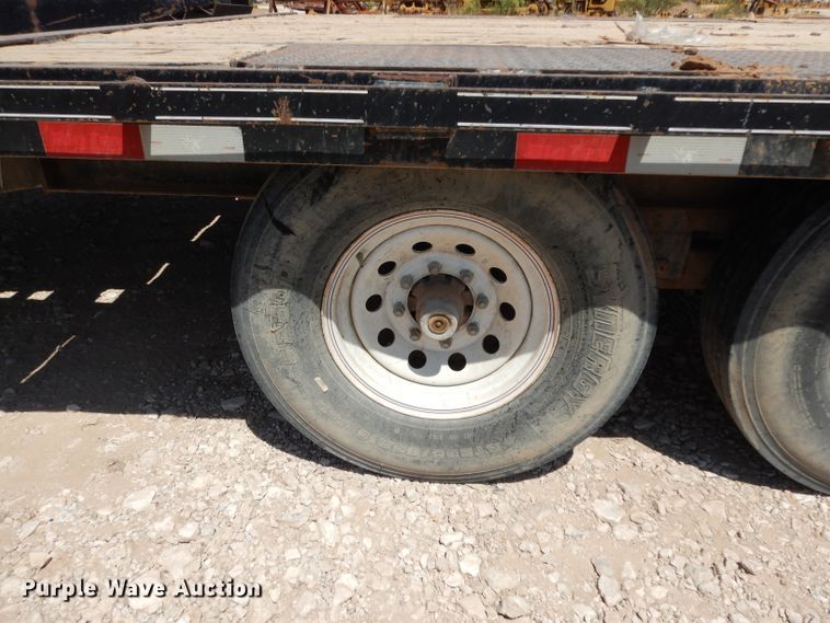 image for item DJ1028 2014 Big Tex 14GN equipment trailer