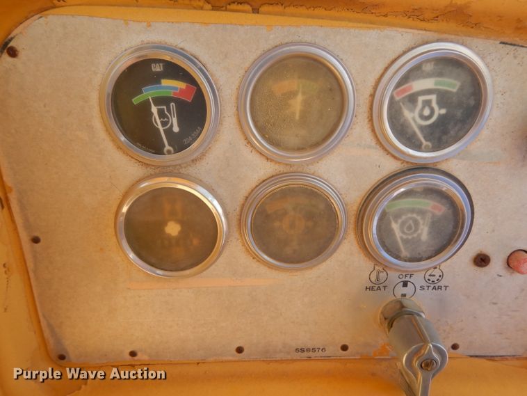 image for item DJ1034 1977 Caterpillar D7G  crawler dozer