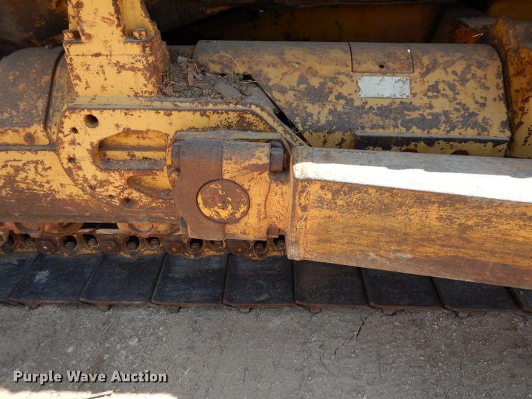 image for item DJ1034 1977 Caterpillar D7G  crawler dozer