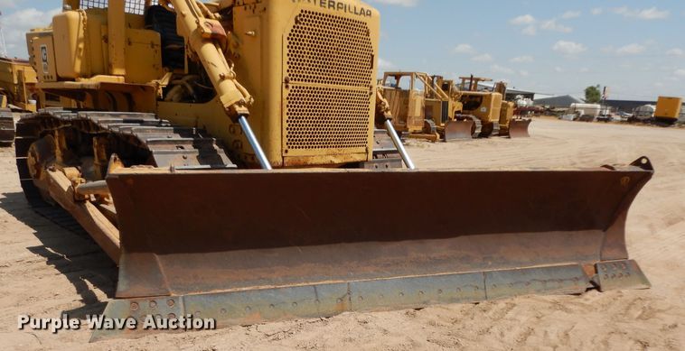 image for item DJ1034 1977 Caterpillar D7G  crawler dozer