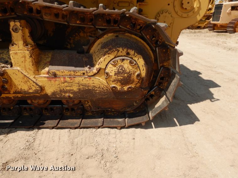 image for item DJ1034 1977 Caterpillar D7G  crawler dozer