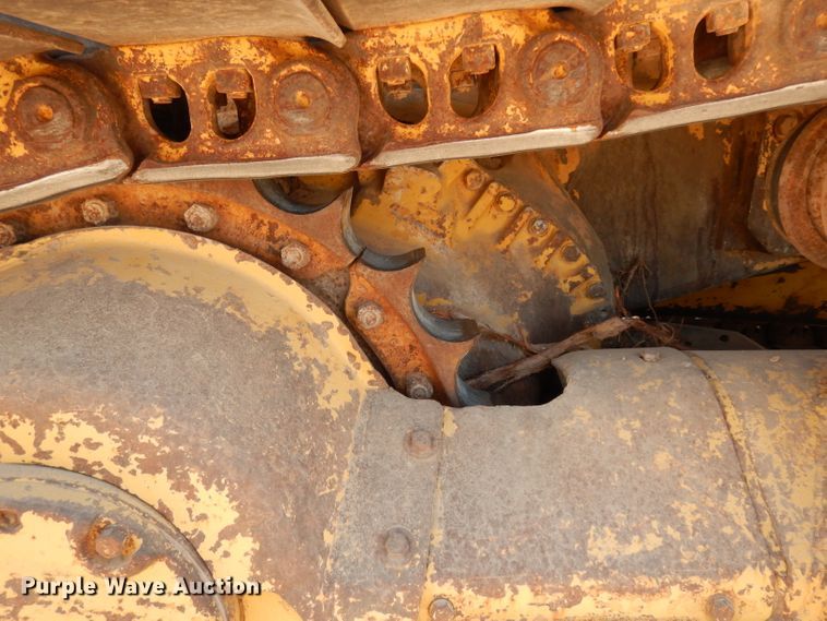 image for item DJ1034 1977 Caterpillar D7G  crawler dozer