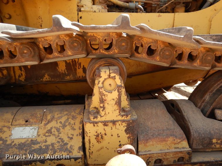 image for item DJ1034 1977 Caterpillar D7G  crawler dozer