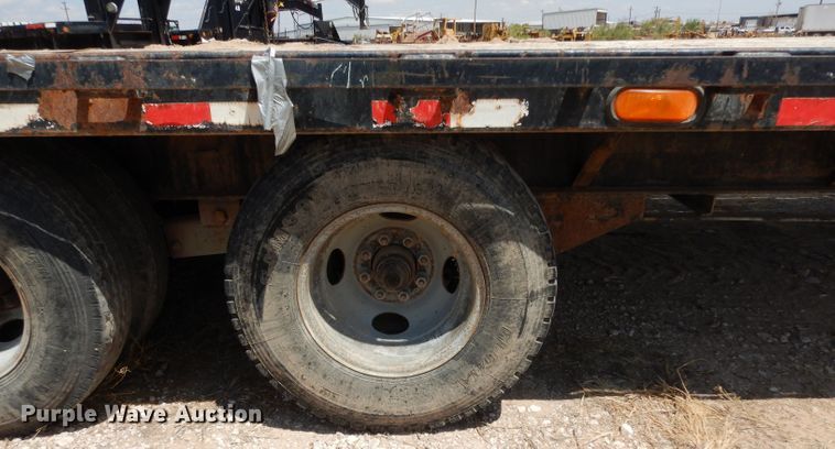 image for item DJ1036 2008 PJ equipment trailer