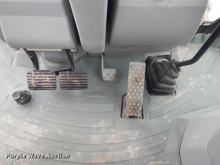 image for item DJ1038 2010 Caterpillar 420E  backhoe