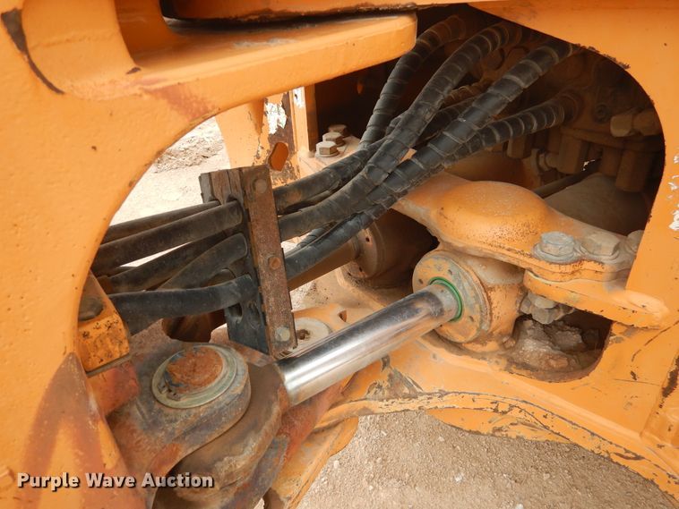 image for item DJ1039 2004 Case 580 Super M  Series 2 backhoe