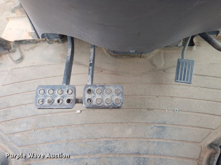 image for item DJ1039 2004 Case 580 Super M  Series 2 backhoe