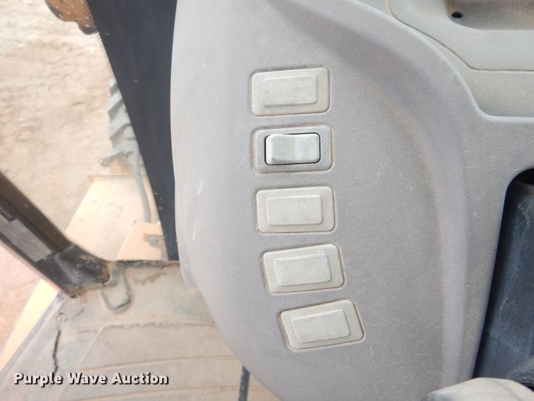 image for item DJ1039 2004 Case 580 Super M  Series 2 backhoe