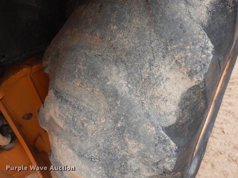 image for item DJ1039 2004 Case 580 Super M  Series 2 backhoe