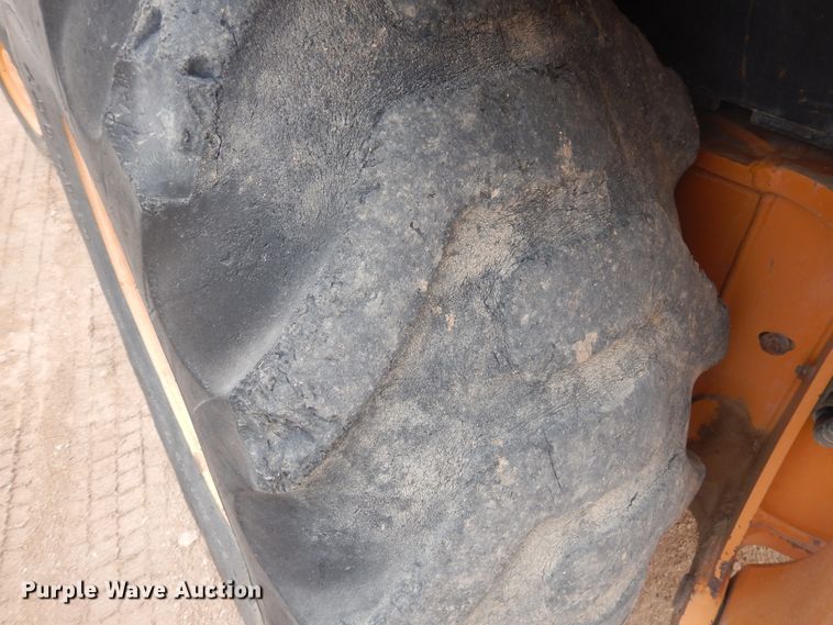 image for item DJ1039 2004 Case 580 Super M  Series 2 backhoe