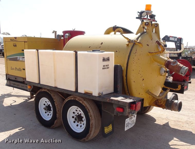 image for item DJ1044 2011 Vermeer Vactron LP555DT vacuum excavator