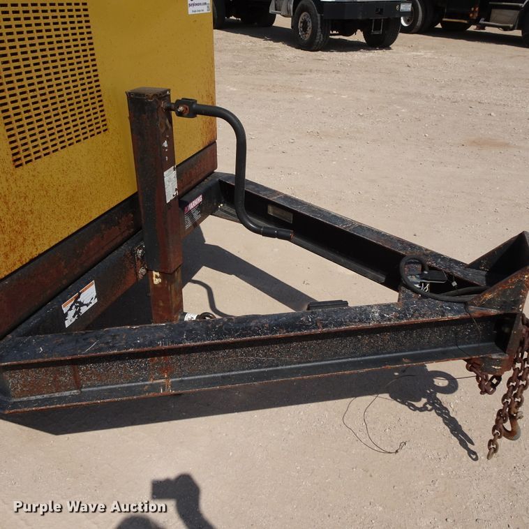 image for item DJ1044 2011 Vermeer Vactron LP555DT vacuum excavator