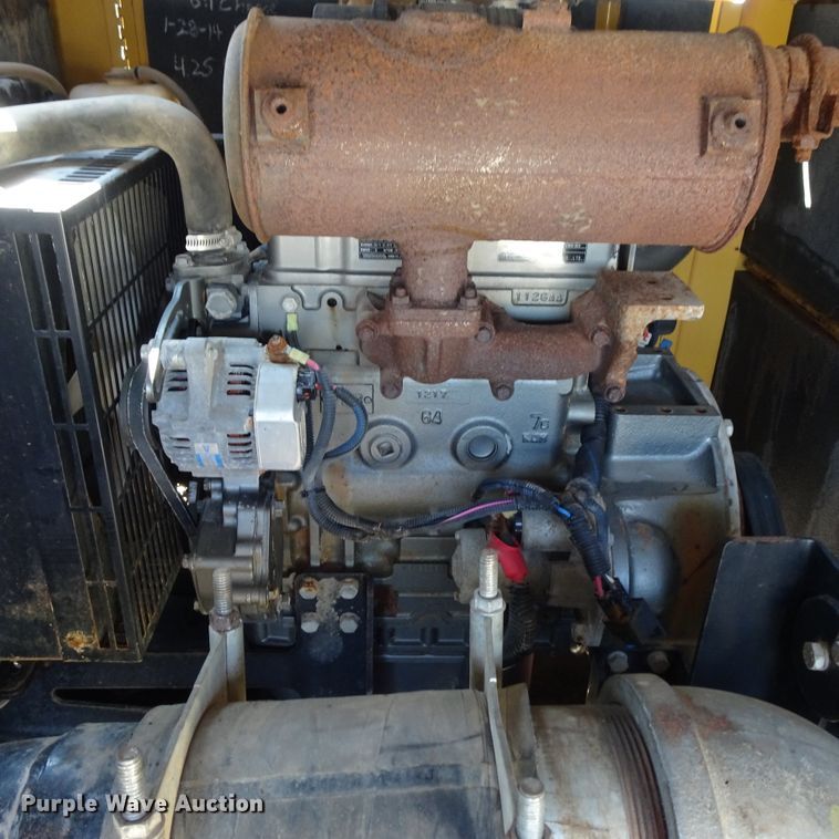 image for item DJ1044 2011 Vermeer Vactron LP555DT vacuum excavator