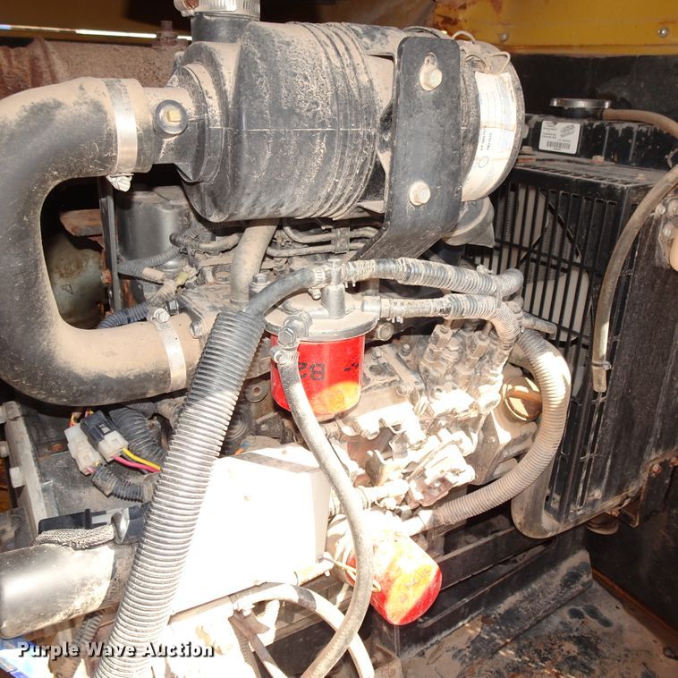 image for item DJ1044 2011 Vermeer Vactron LP555DT vacuum excavator