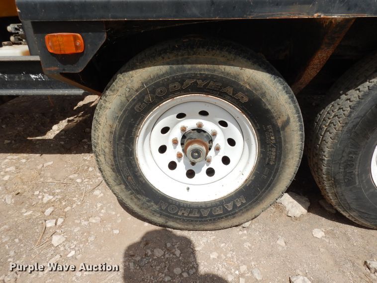 image for item DJ1044 2011 Vermeer Vactron LP555DT vacuum excavator