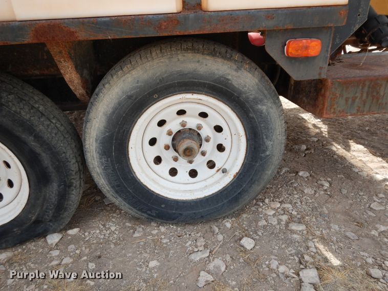 image for item DJ1044 2011 Vermeer Vactron LP555DT vacuum excavator